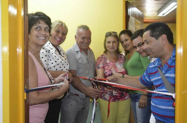 Inauguraron nuevos roperos comunitarios en Santa Ana y Puerto ... - Primera Edicion
