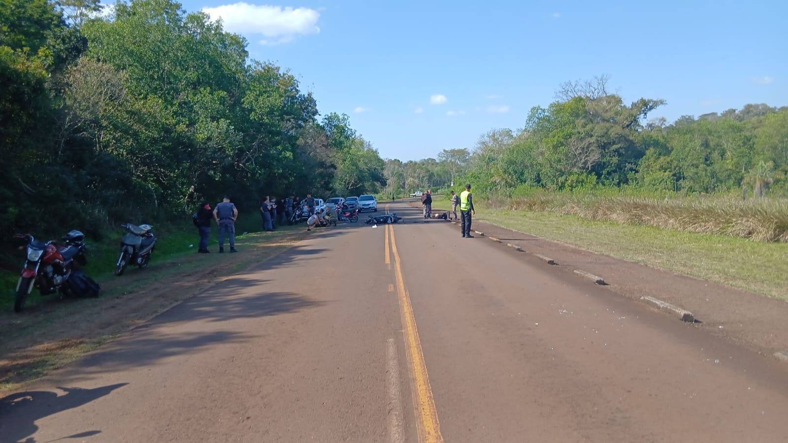 Tres heridos tras un choque entre dos motos cerca de San Ignacio