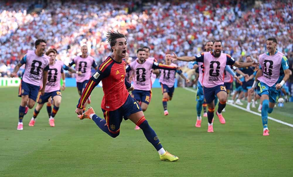 España entró al club de los bicampeones y reordenó la historia de los Mundiales