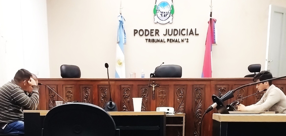 Amenazó, golpeó y abusó de su pareja con discapacidad visual durante dos años