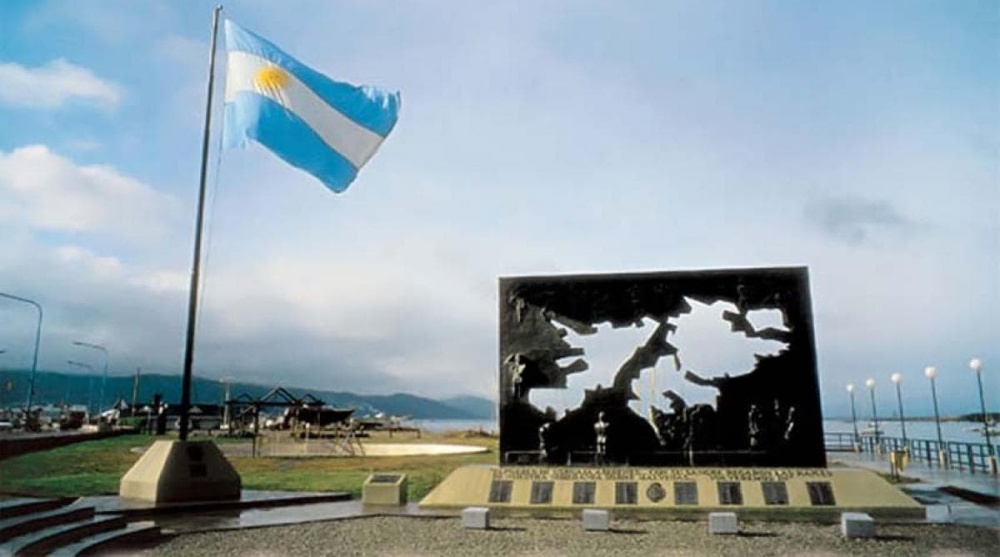 Nuevo cruce por Malvinas: Reino Unido defendió a las empresas y desafió a Argentina