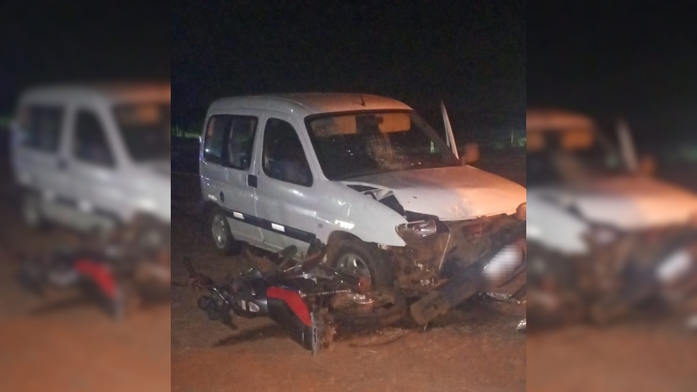 Motociclista herido tras chocar contra un utilitario en San Vicente