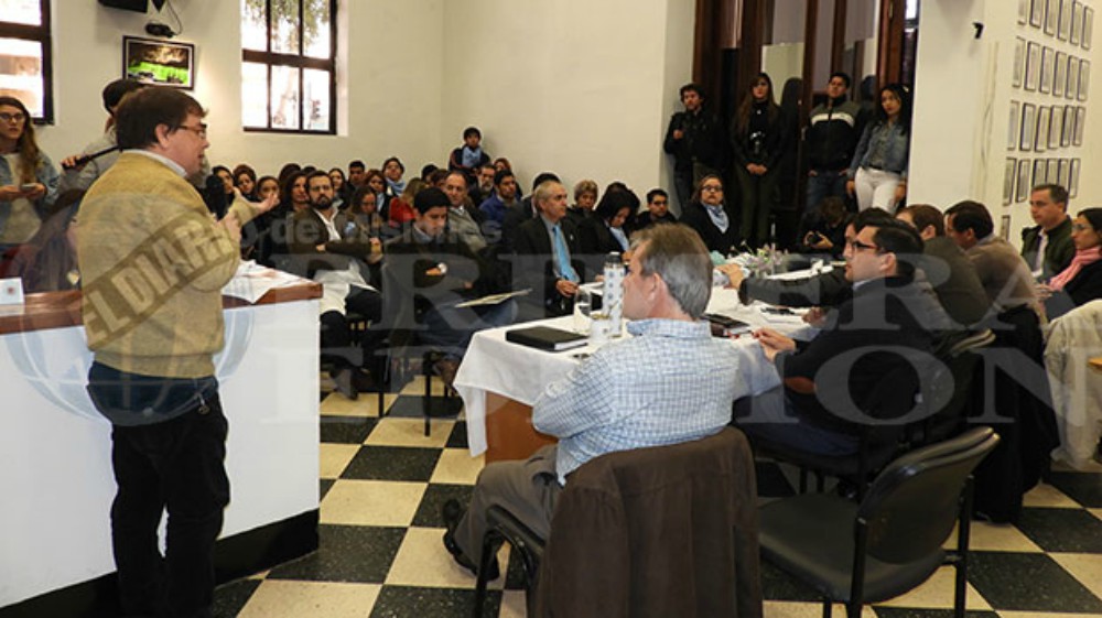 Disertaron “a favor de las dos vidas” en el Concejo Deliberante de Posadas