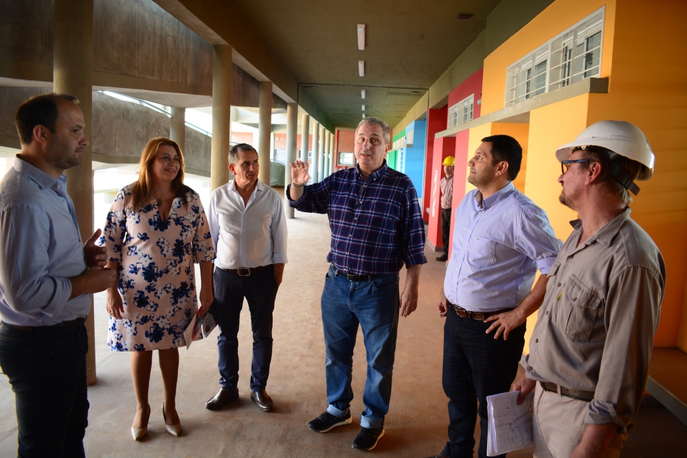 Passalacqua recorrió instalaciones de la EPET de Itaembé Guazú