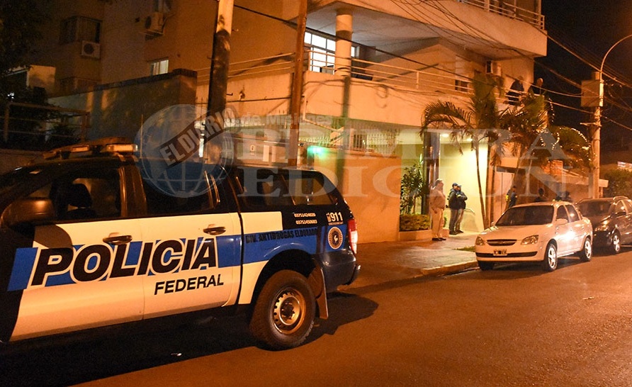 Abogado de Thomas dijo que el exfuncionario “está en el país”