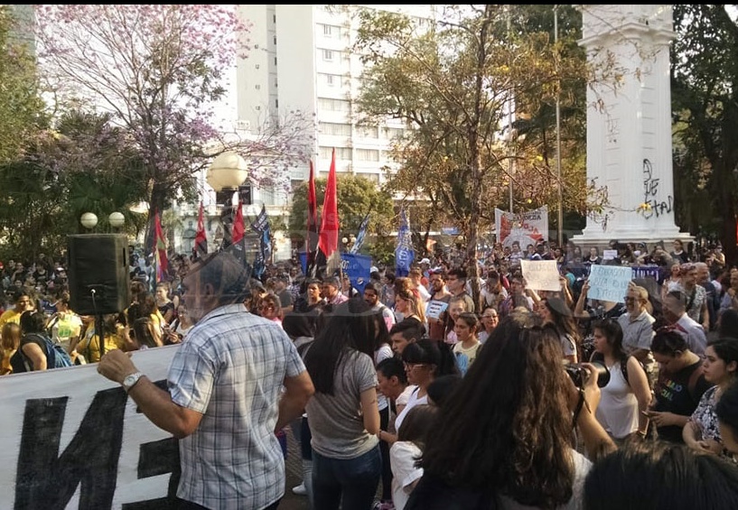 En defensa de la Universidad Pública, copan la 9 de Julio