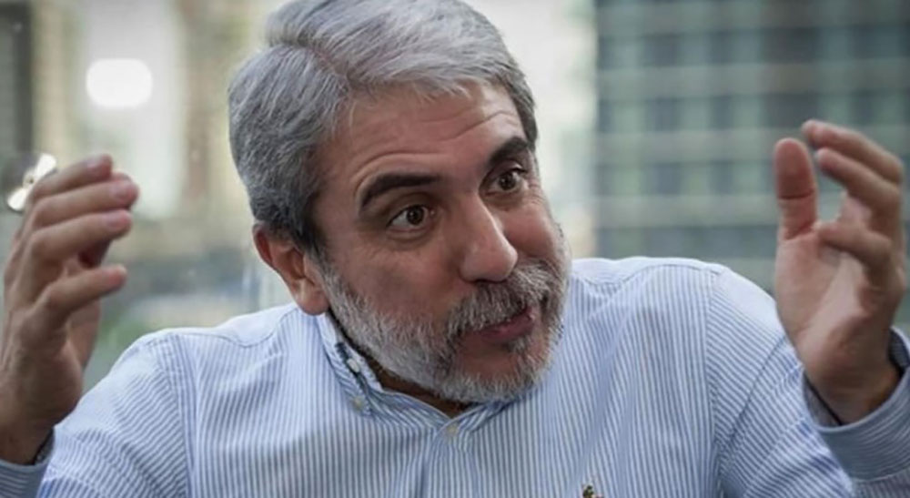 “Centeno habla como Monzón pero escribe como García Márquez”