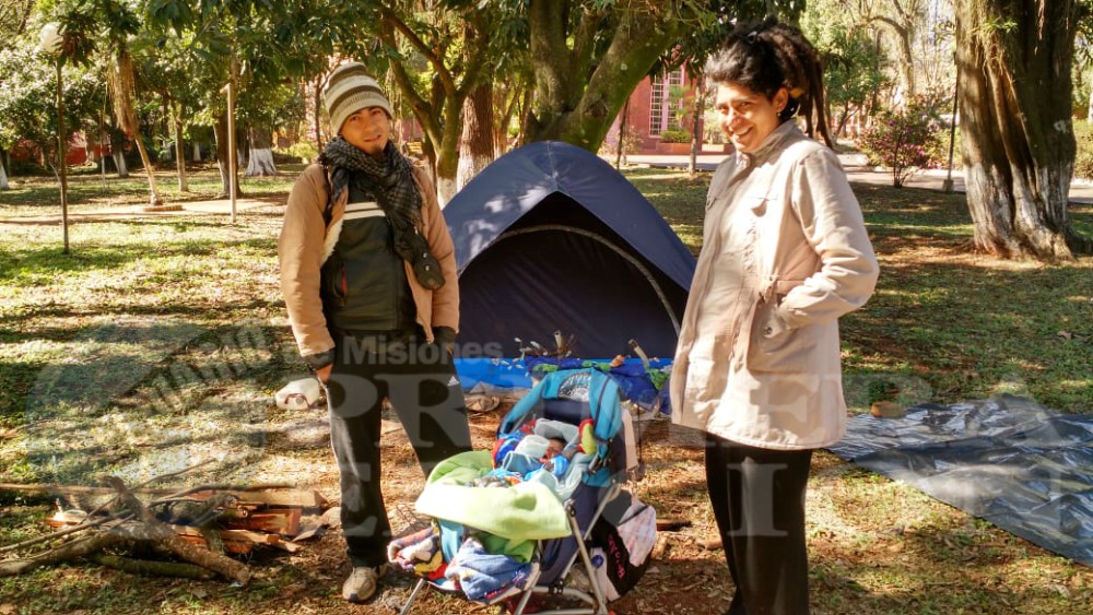 Mochileros y su bebé recibieron la solidaridad de Puerto Rico