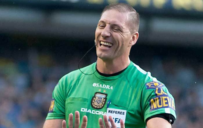 ¿Pitana dirigiría la final entre Sporting y Huracán la próxima semana?