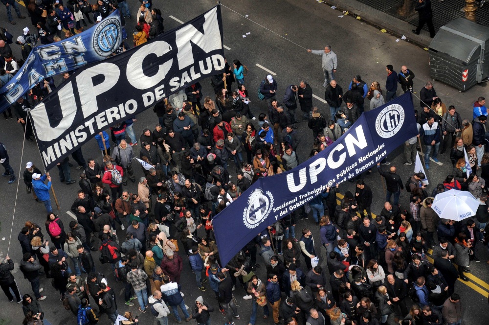 Nación: el Gobierno subió el acuerdo salarial con los estatales