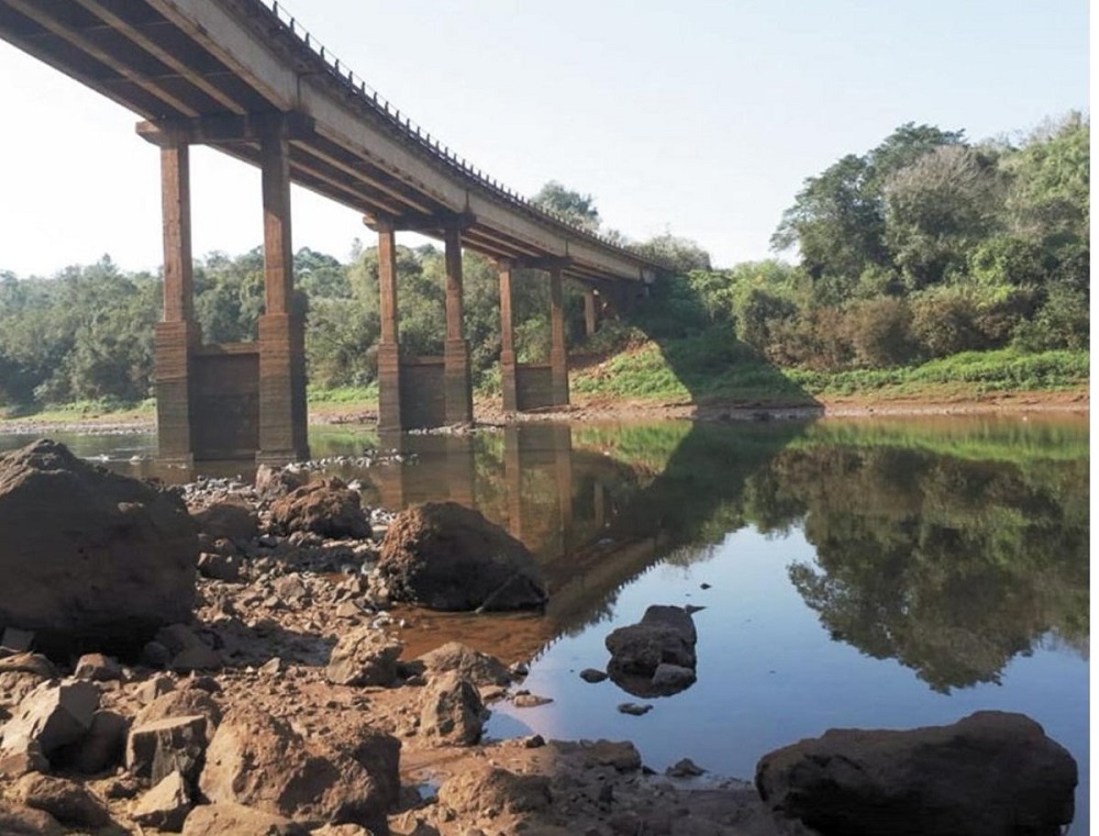 Continúa bajo el nivel de los ríos y arroyos en Misiones