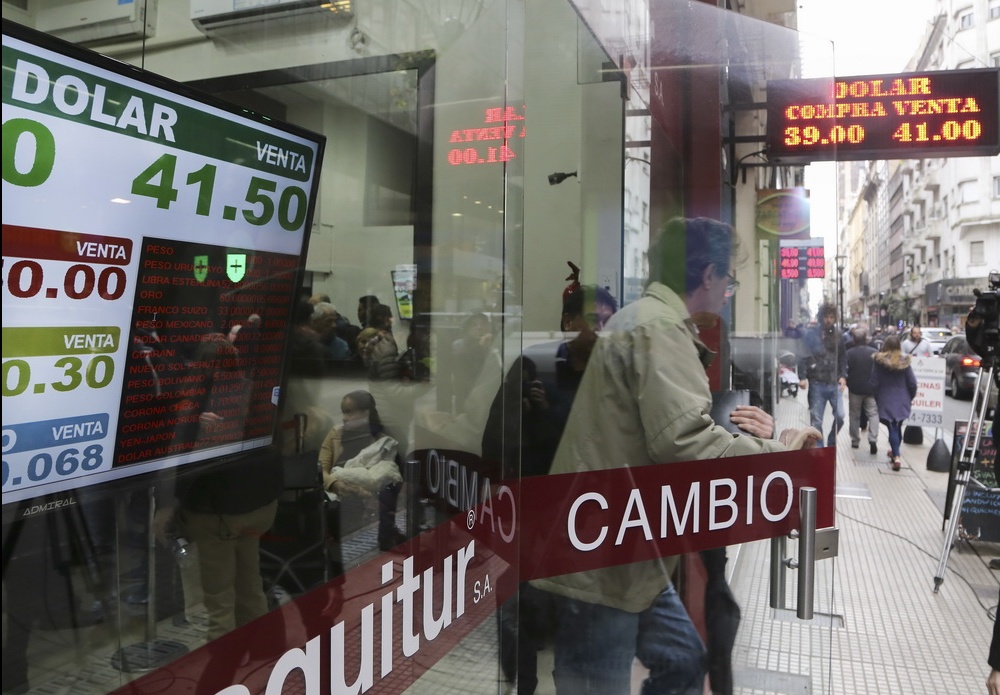 El dólar cerró a $41 en casas de cambio de Posadas