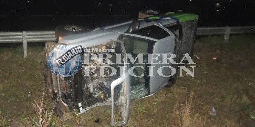 Posadeño pelea por su vida tras un vuelco en Entre Ríos