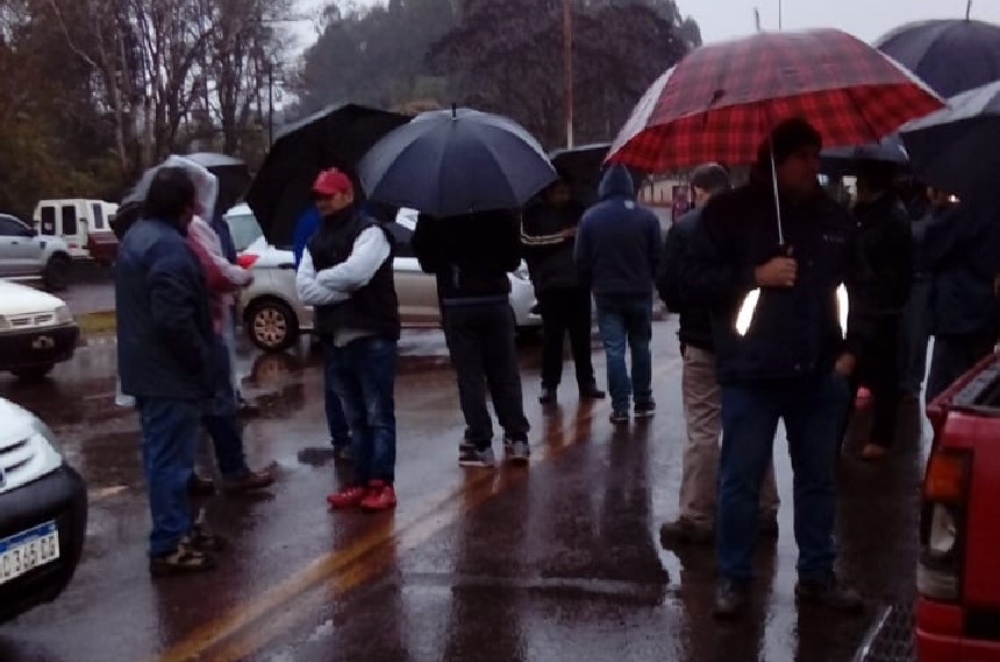 Vecinos de Colonia Victoria se encadenarán si hoy no hay respuestas