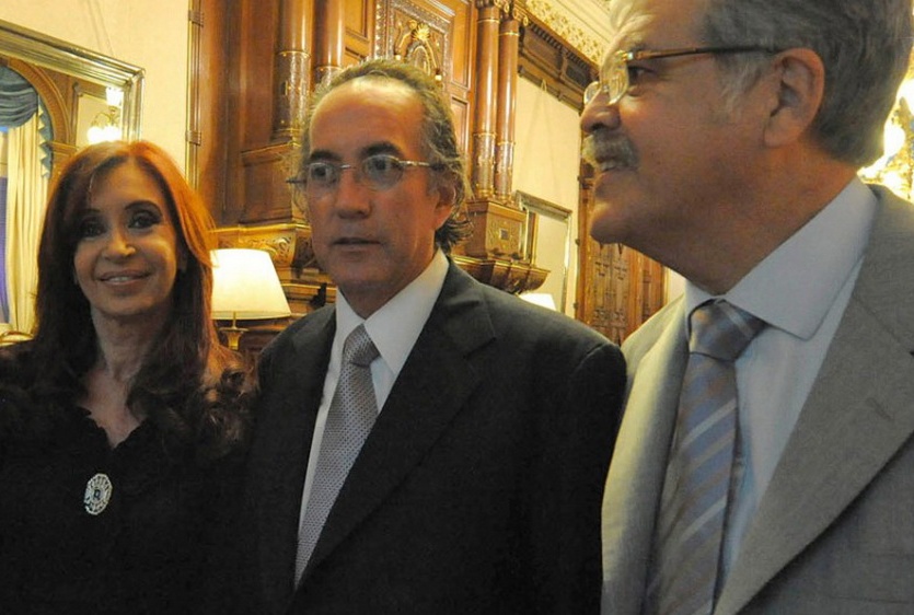 Bolsos K: piden detener al extitular de la EBY, Oscar Thomas