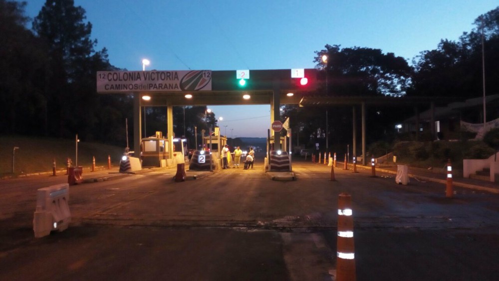 Buscan amparo contra  el cobro de peajes viales