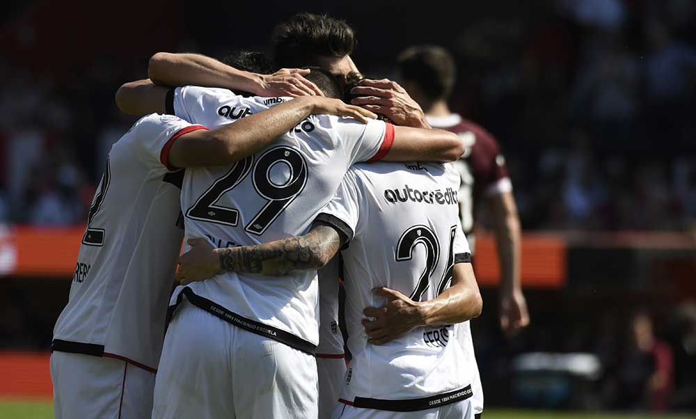 Superliga: Newell’s logró su primer triunfo al vencer a Lanús