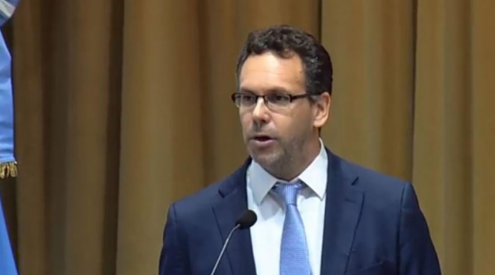 Sandleris afirmó que dejará “atrás las intervenciones cambiarias”