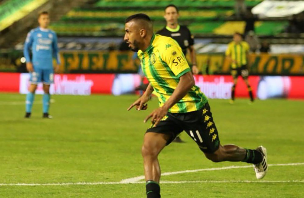 Superliga: Aldosivi ganó, quedó tercero y sueña