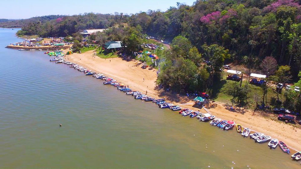 En Capioví. Un torneo para los chico