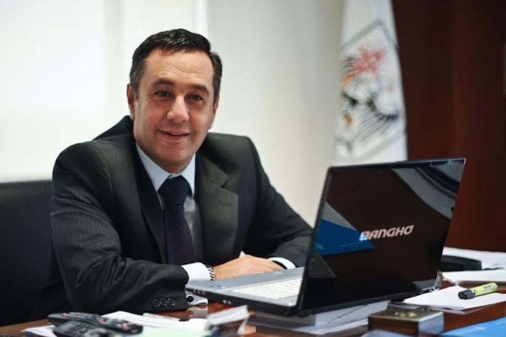 Comenzaron a nombrar a los ministros en sus nuevos cargos