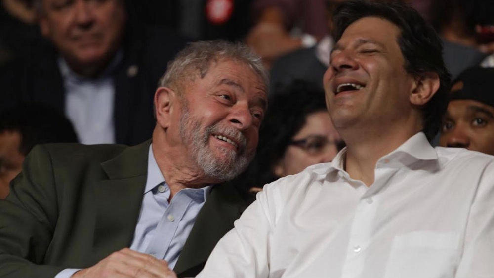 Lula se bajó y pidió el voto para Haddad