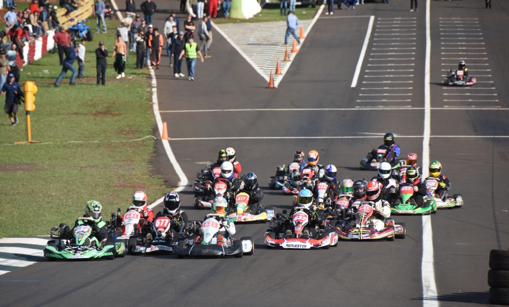 Misionero de Karting: emoción por la “Carrera de invitados”