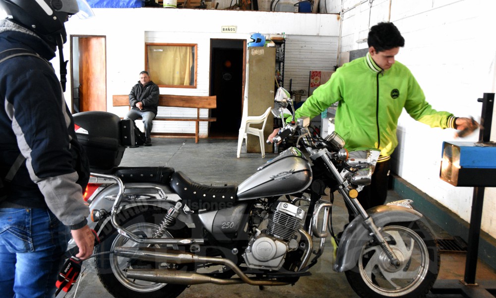 Comenzó la exigencia de la VTV a las motos con patentes terminadas en “2”