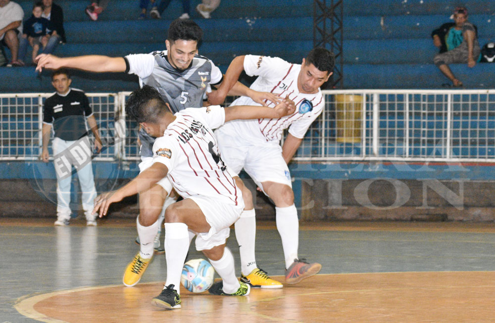 Juvenil: Costa Porá   a la punta sin jugar