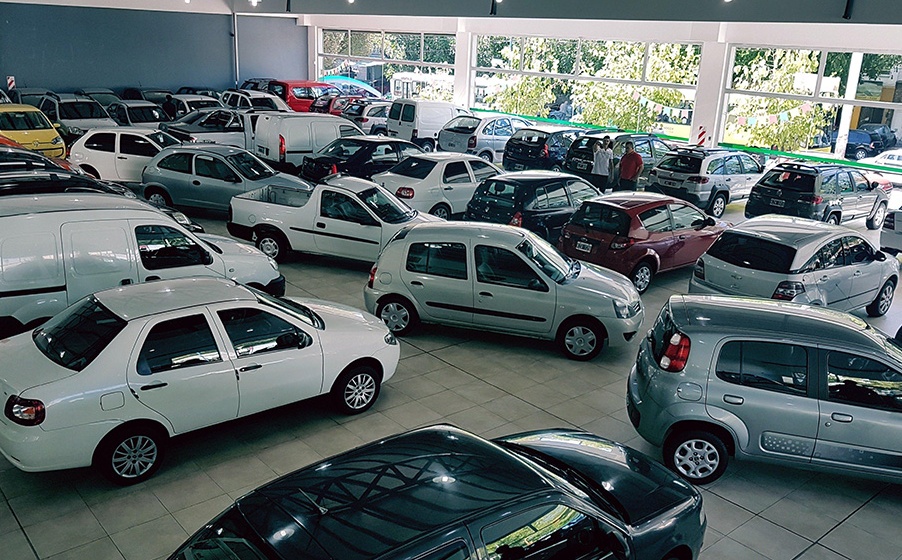 La venta de usados cae y concesionarios advierten posibles despidos