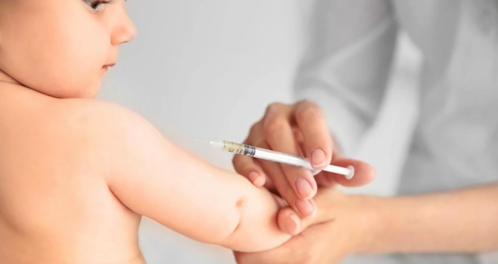 En CAPS municipales están disponibles las vacunas contra el sarampión