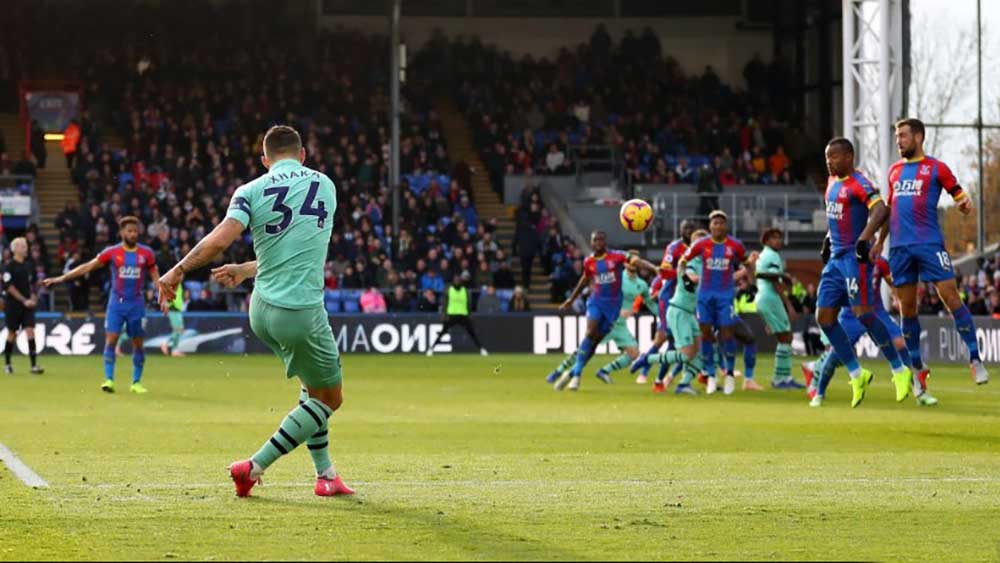 El Arsenal corta su racha de triunfos y el Chelsea queda segundo