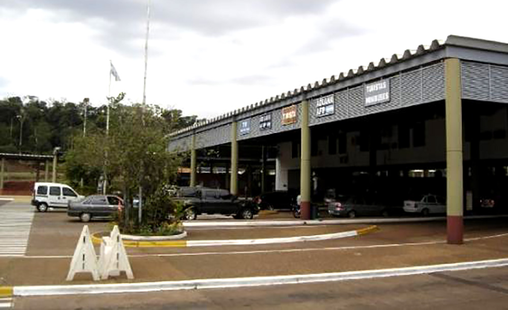 Allanan la Aduana de Iguazú por una causa de contrabando