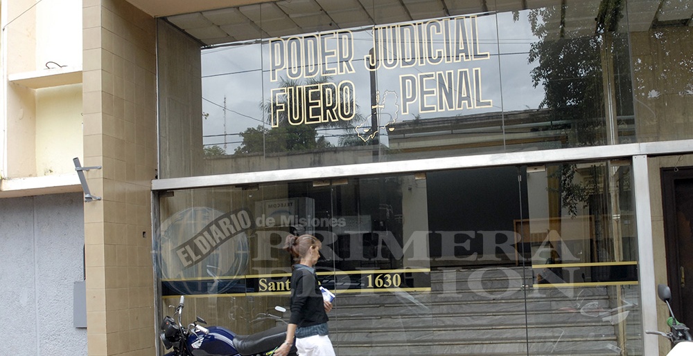 El exboxeador posee una docena de denuncias por amenazar a deudores