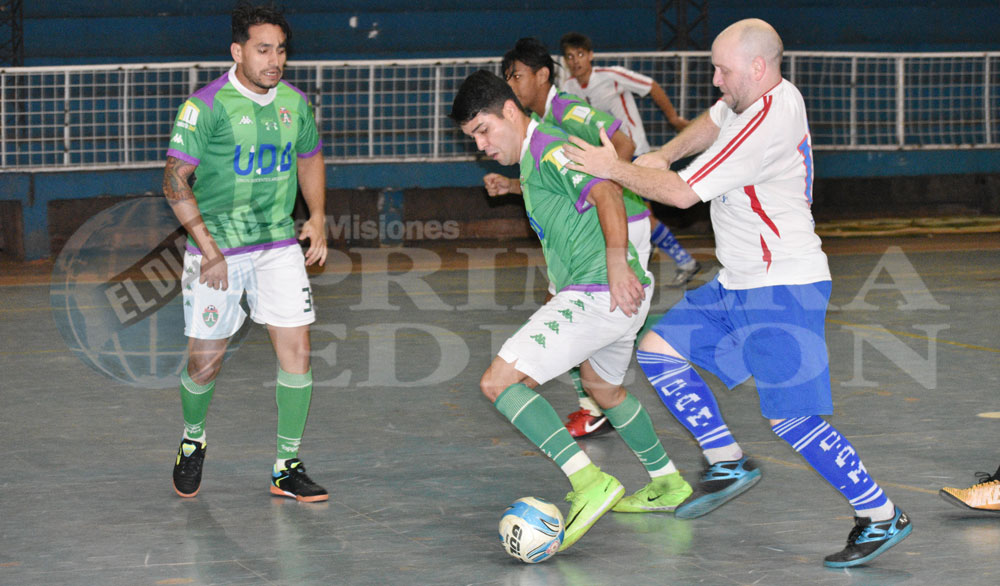 Juvenil: Costa Porá   a la punta sin jugar