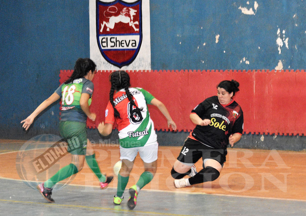 Costa Porá y El Granate  lideran en el juvenil