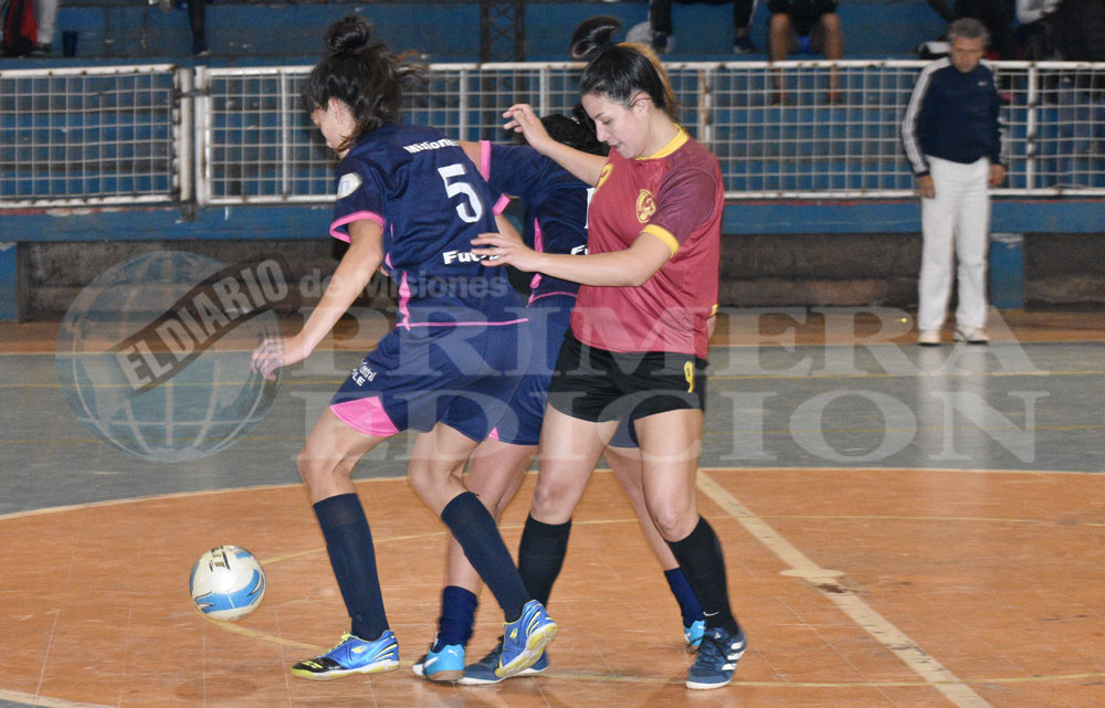 Juvenil: Costa Porá   a la punta sin jugar