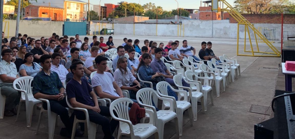 Representantes misioneros para las Olimpíadas nacionales en la ETP