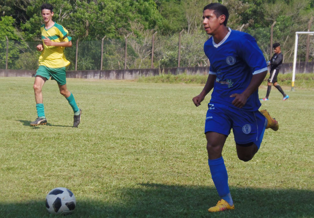 En U13:  Mitre y Tokio ganaron con amplitud