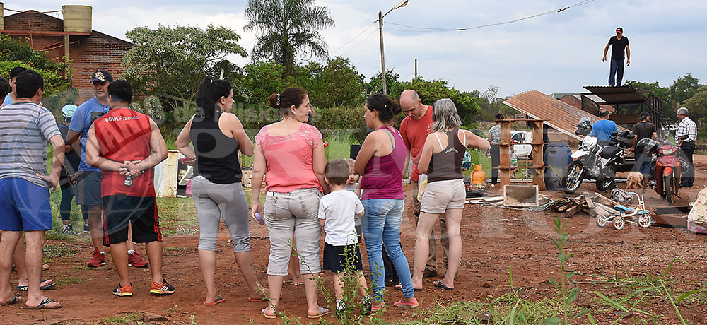 FOTOS: Desalojo de intrusos en la chacra 233 de Posadas