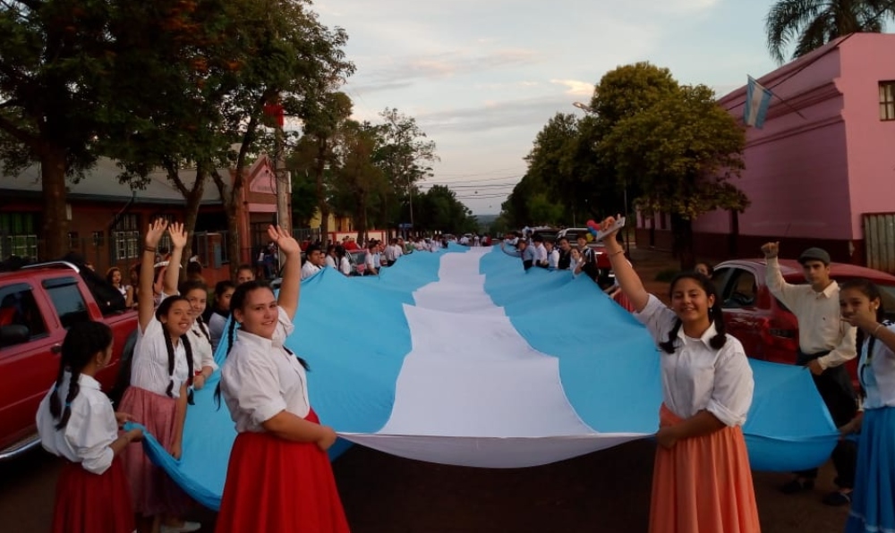 San Ignacio: la Normal 5 tuvo su esperada “Expo de las Naciones”