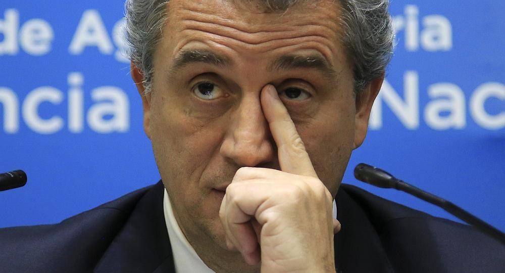 Sobreseyeron a Etchevehere por el bono que había cobrado