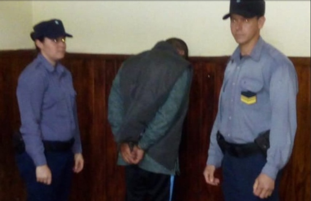 Joven fue detenido por tener objetos robados de una vivienda