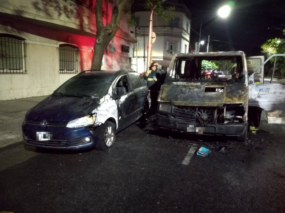Se incendió auto de Kicillof