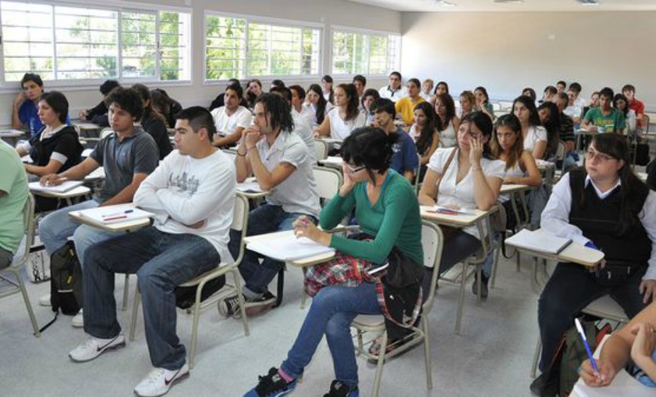 Beneficiarios de la beca Progresar tendrán bono de fin de año