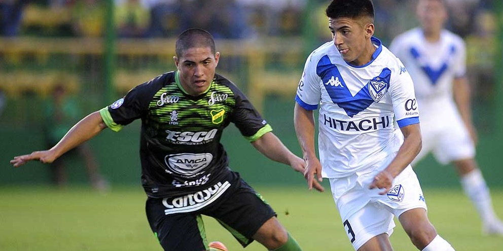Superliga: Defensa venció a Vélez y quiere pelear arriba