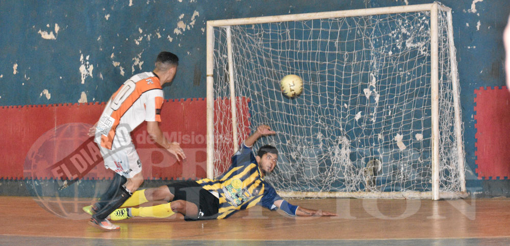 Juvenil: Costa Porá marca el ritmo