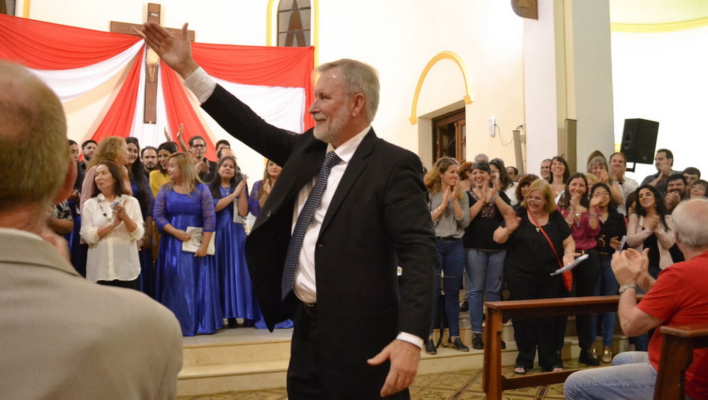 Senado distinguió a Emilio Rocholl por su trayectoria en la música coral