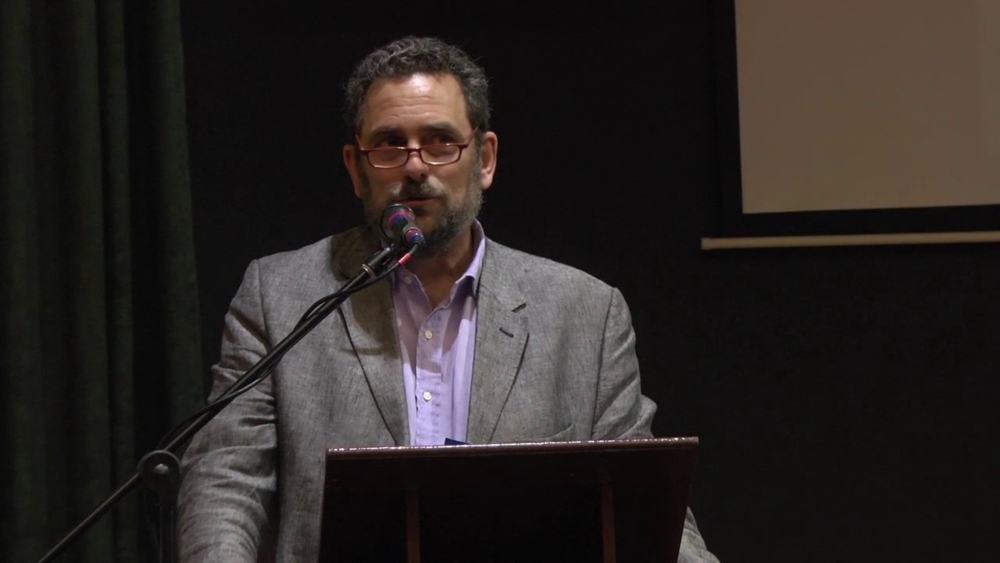 Charla debate: “El celular en el aula, ¿Problema de quién?”