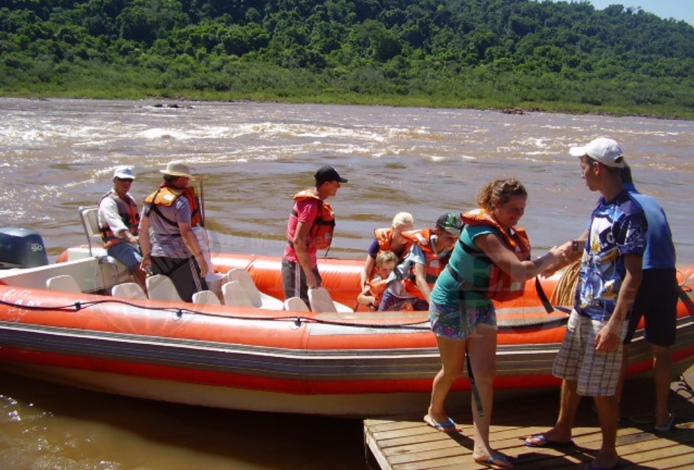 Vuelven los paseos náuticos en los Saltos del Moconá